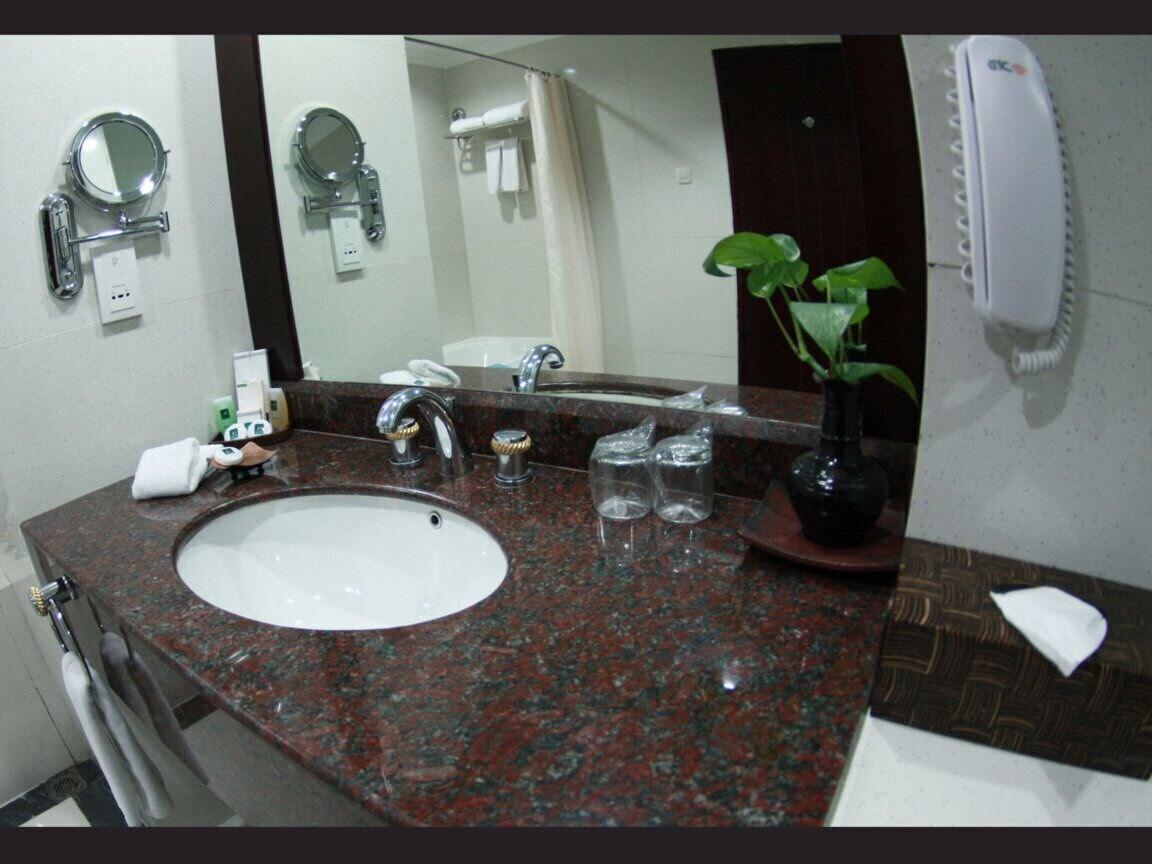 Grand Wahid Hotel Salatiga Eksteriør billede
