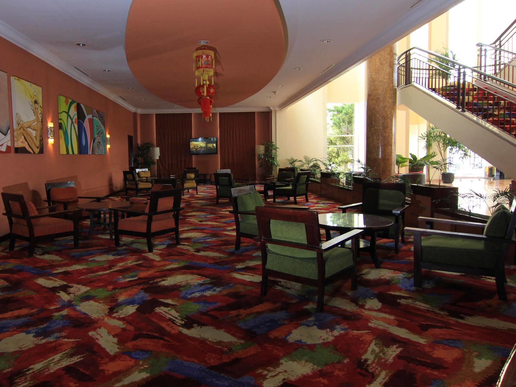 Grand Wahid Hotel Salatiga Eksteriør billede